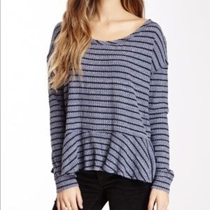 We The Free Auntie Em Thermal Ruffle Hem Tee Sz M